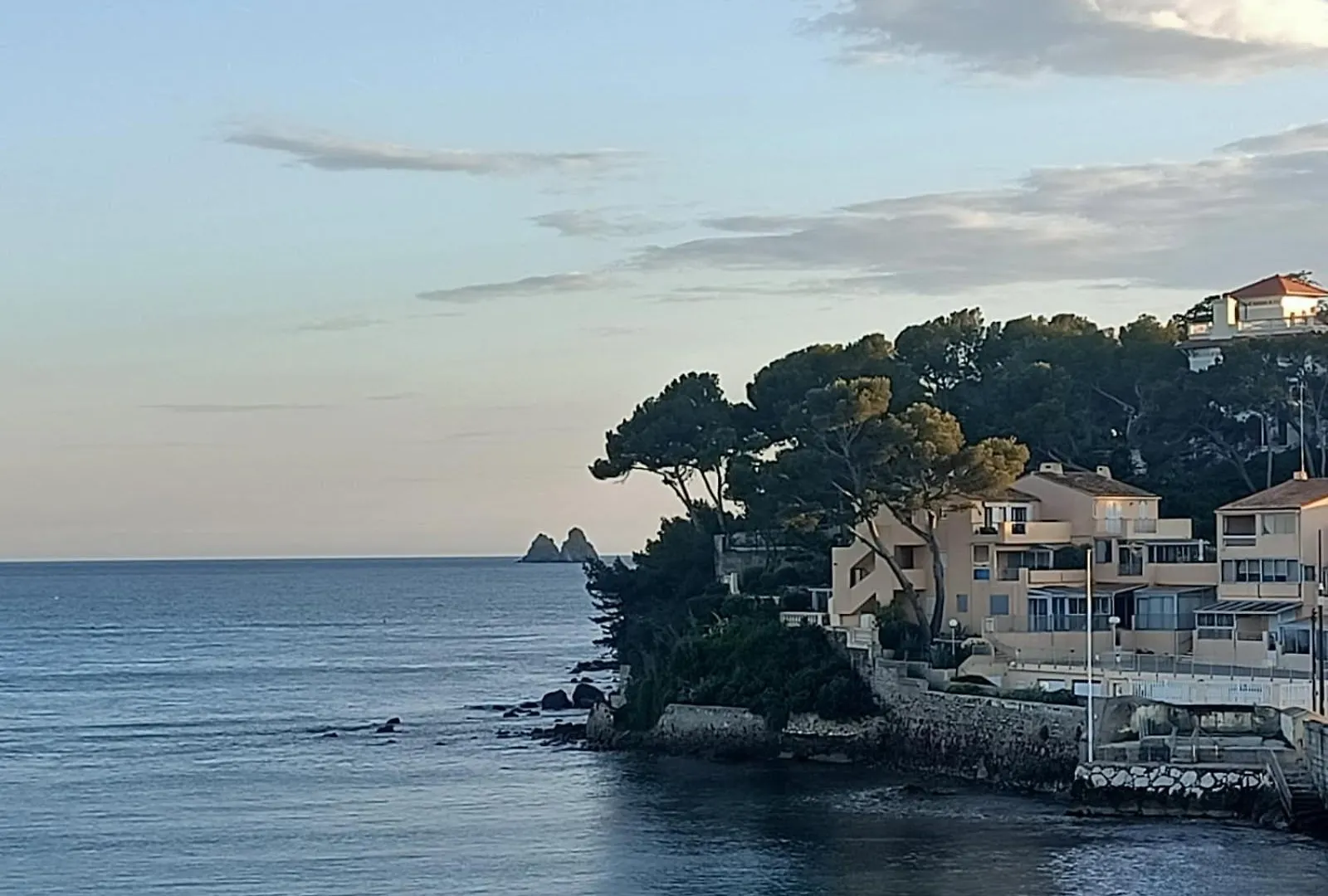 Air-Conditioned Waterfront Villa La Seyne-sur-Mer